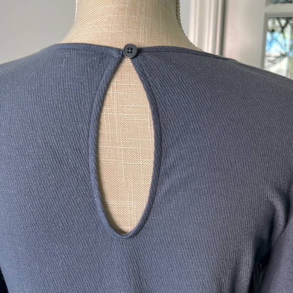 🎖️HP🎖️Stella&Dot Ruched long sleeve crinkle top, S, puff shoulder, slate - Picture 6 of 9